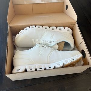 White ON Cloud 5 Men’s tennis shoes - BRAND NEW